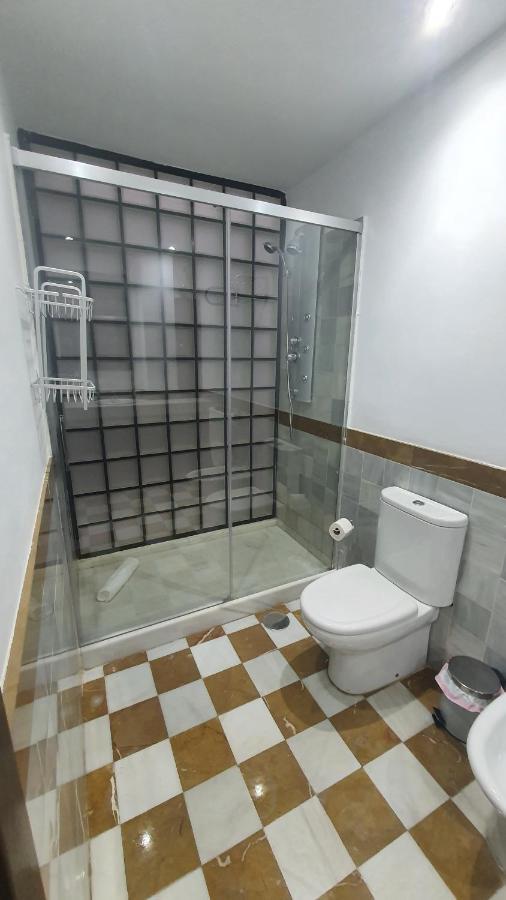 Lyrioshomes Apartamentos Los Treboles Màlaga Exteriér fotografie