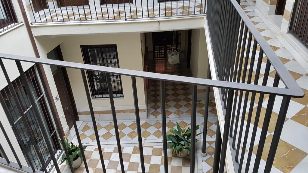 Lyrioshomes Apartamentos Los Treboles Màlaga Exteriér fotografie